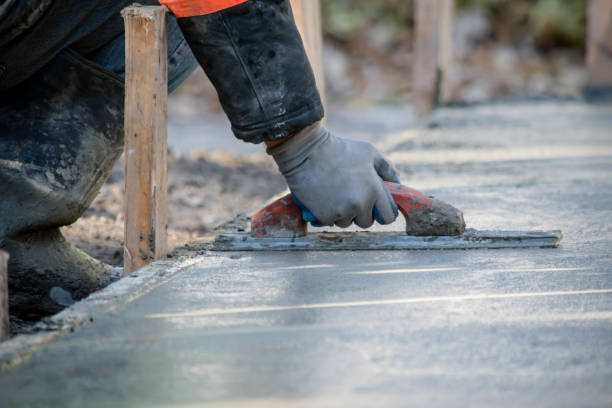 Best Commercial concrete contractor  in Golden Valley, AZ